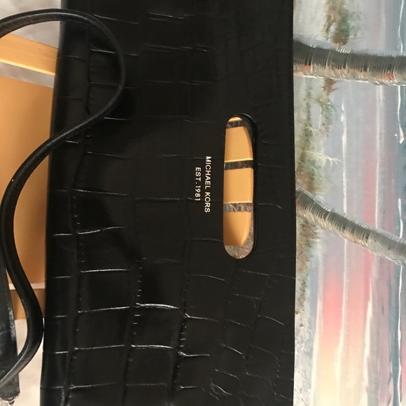 Michael Kors Tilda Clutch Large , Black - Picture 16 of 16